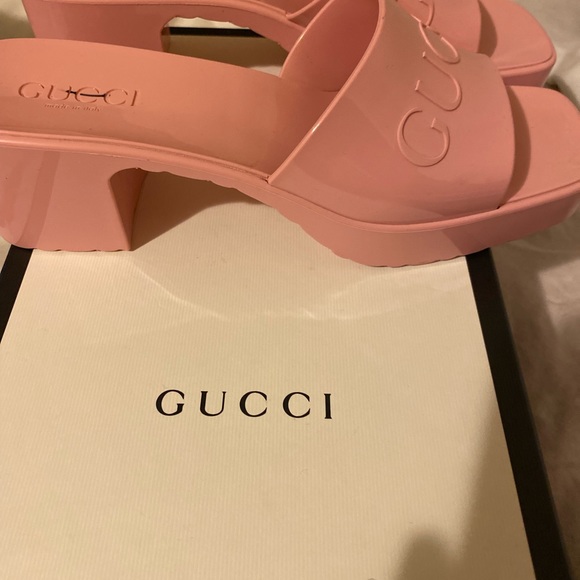 Gucci mules wild rose size 38 authentic. - Picture 2 of 9